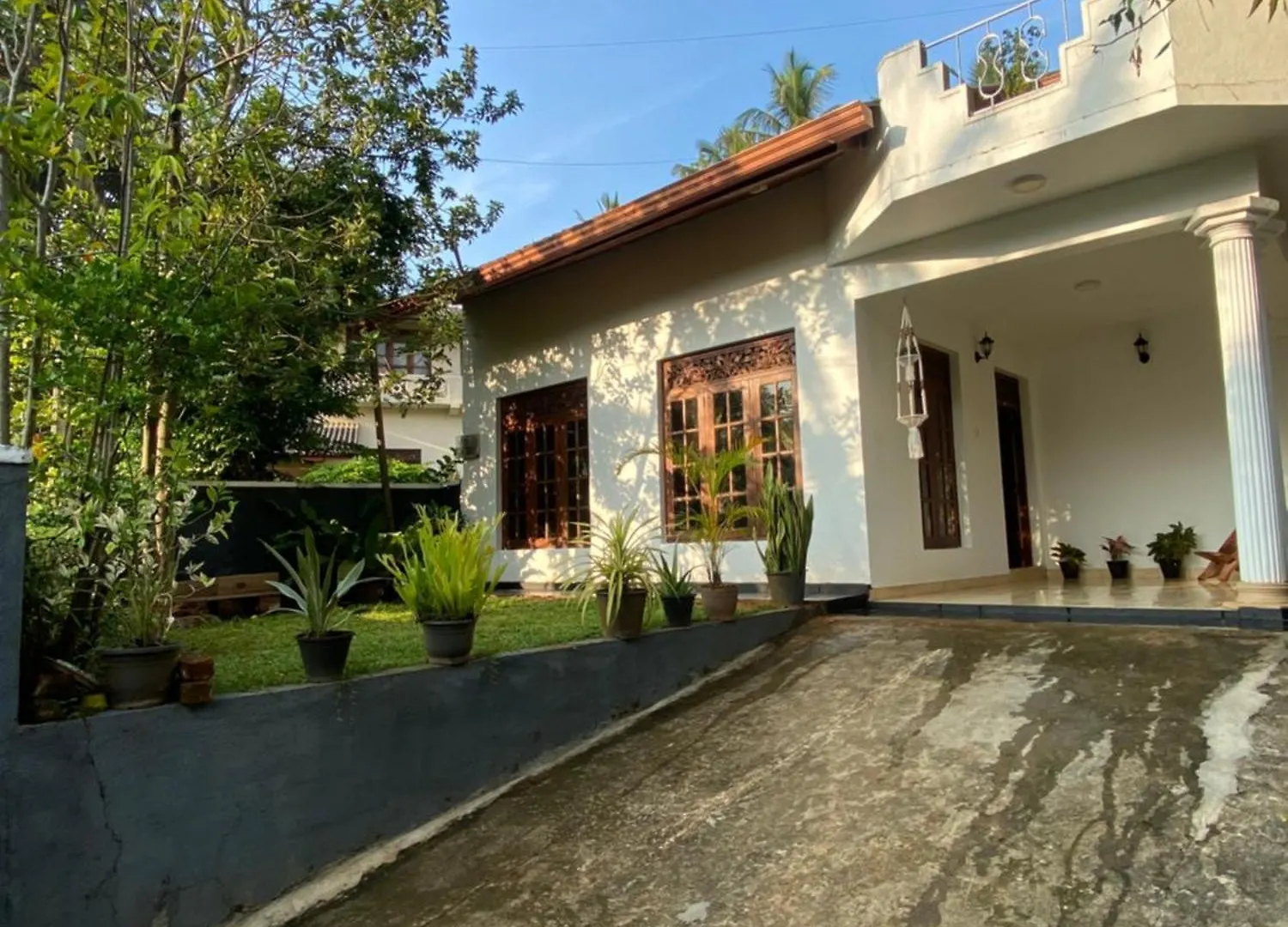 קנדי Dili'S Home Stay בית נופש
