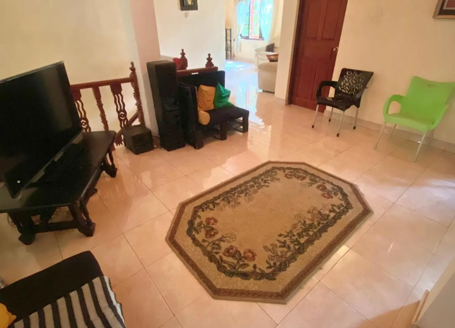 קנדי Dili'S Home Stay בית נופש